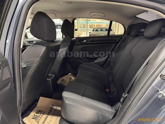 GÜVENLER'DEN 2019 MEGANE 1.6 JOY