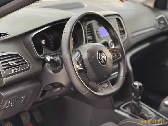 GÜVENLER'DEN 2019 MEGANE 1.6 JOY