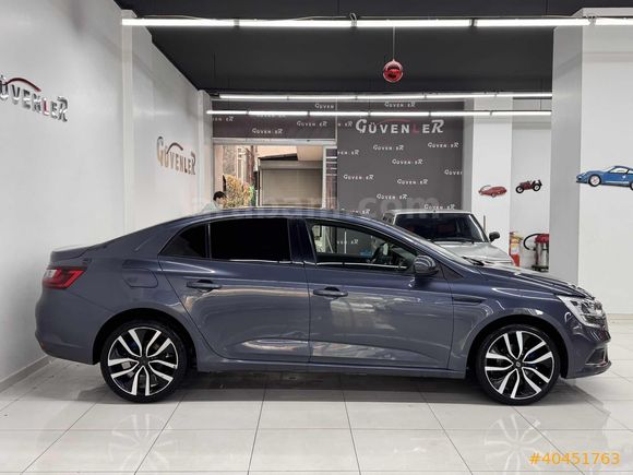 GÜVENLER'DEN 2019 MEGANE 1.6 JOY