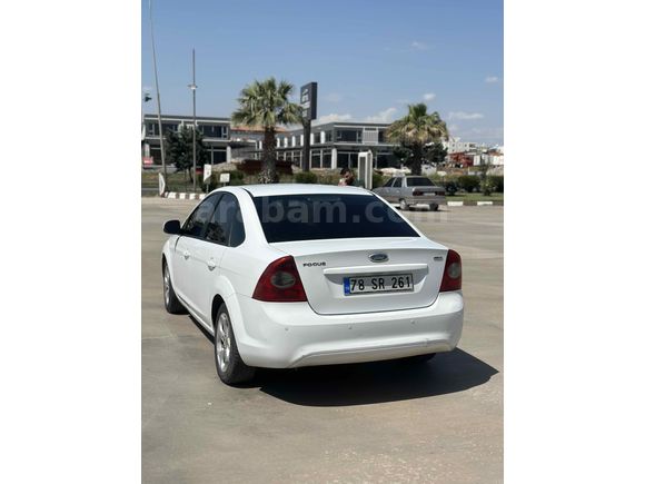Sahibinden Ford Focus 1.6 TDCi Trend 2010 Model 
