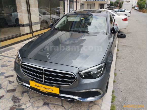 %20 KDV Lİ SERVİS BAKIMLI 142050KM DE 2022 MODEL E200d EXCLUSİVE