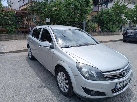 Acil Satılık Astra H Otomatik Essentia Konfor 2010 Model