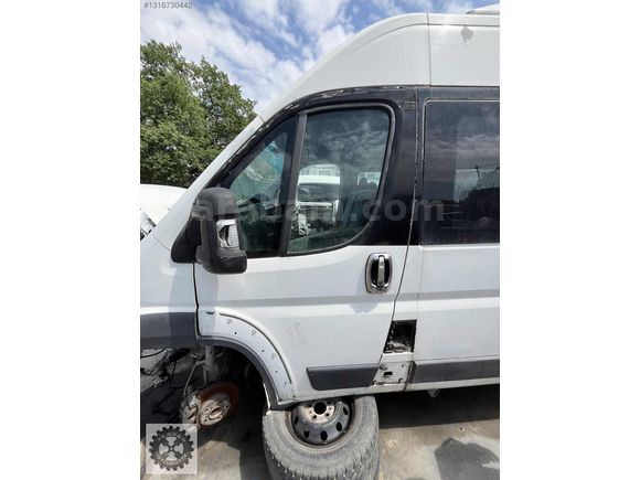 Fiat Ducato Çıkma ORİJİNAL HATASIZ Sol Kapı