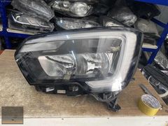 RENAULT MASTER 4 ÖN SOL LEDLİ FAR ORİJİNAL ÇIKMA