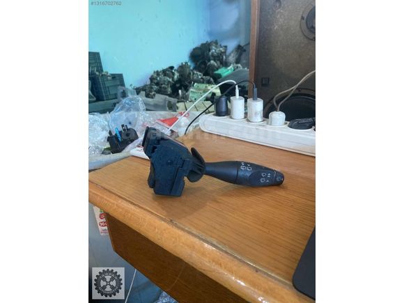 SİLECEK KUMANDA KOLU FORD FOCUS/CONNECT/TRANSİT V1844053329