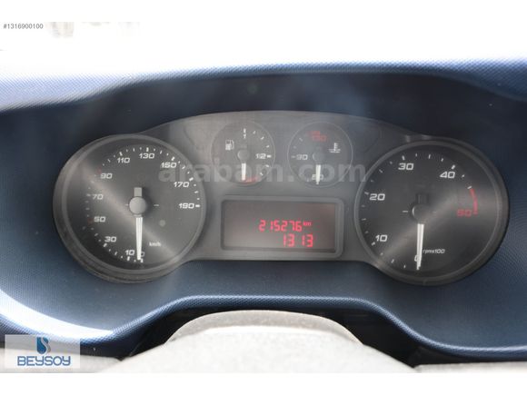 BÜYÜKSOYLU BEYSOY'DAN DAILY 35C16 3750 POLYESTER KASALI KAMYONET