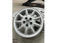 15 inç BORA GOLF POLO UYUMLU MK3 GOLF GTI ORJİNAL JANT TAKIMI