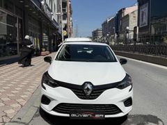 GÜVENLER'DEN RENAULT CLİO 2023 1.0 SCE JOY