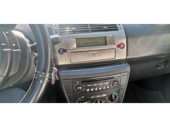 144.500 km C4 1.6 SX 2010 Model