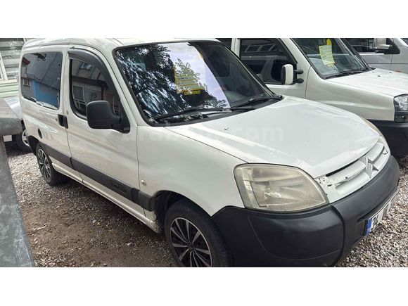 Sahibinden  Berlingo az yakar