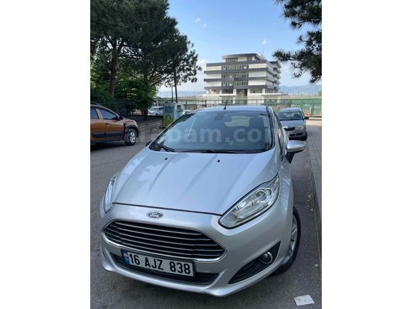 Sahibinden Ford Fiesta 1.6 Titanium 2013 Model 