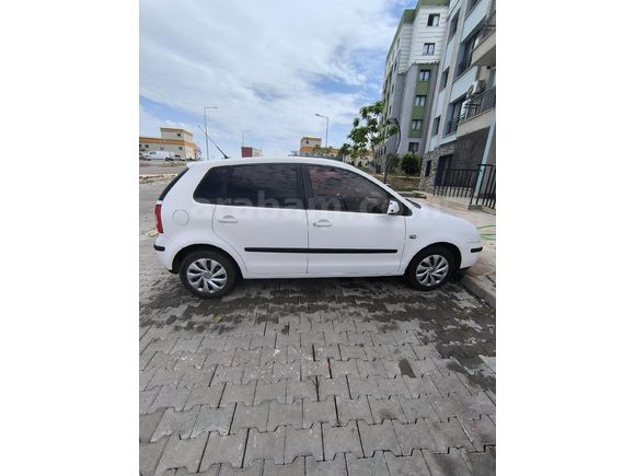 Volkswagen Polo 1.4 Basicline 2004 Model
