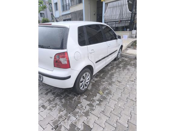 Volkswagen Polo 1.4 Basicline 2004 Model
