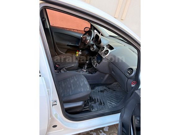 Sahibinden Opel Corsa 1.3 CDTI Enjoy 2011 Model 