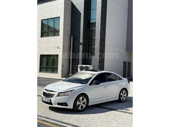 Chevrolet Cruze 1.6 LS 2011 Model servis bakımlı takas olur