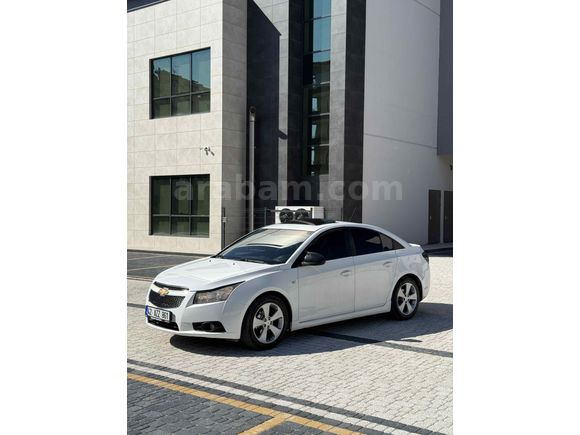 Chevrolet Cruze 1.6 LS 2011 Model servis bakımlı takas olur
