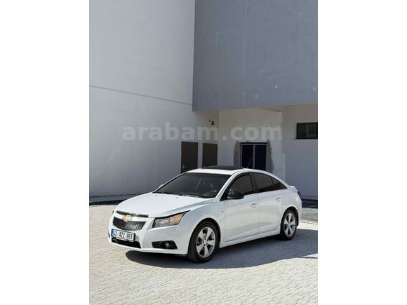 Chevrolet Cruze 1.6 LS 2011 Model servis bakımlı takas olur