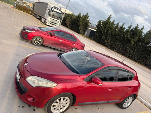 155 BİNDE - BAKIMLI - FRANSIZ KASA - MEGANE 3 - HİÇ TÜP TAKILMAMIŞ