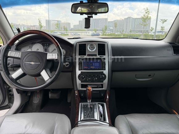 Sahibinden Chrysler 300 C 3.0 CRD 2006 Model 