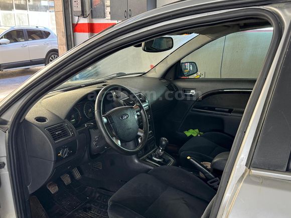 Sahibinden Ford Mondeo 2.0 TDCi Ghia 2004 Model