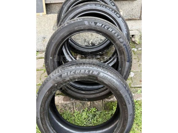 Michelin 
Primacy 4 