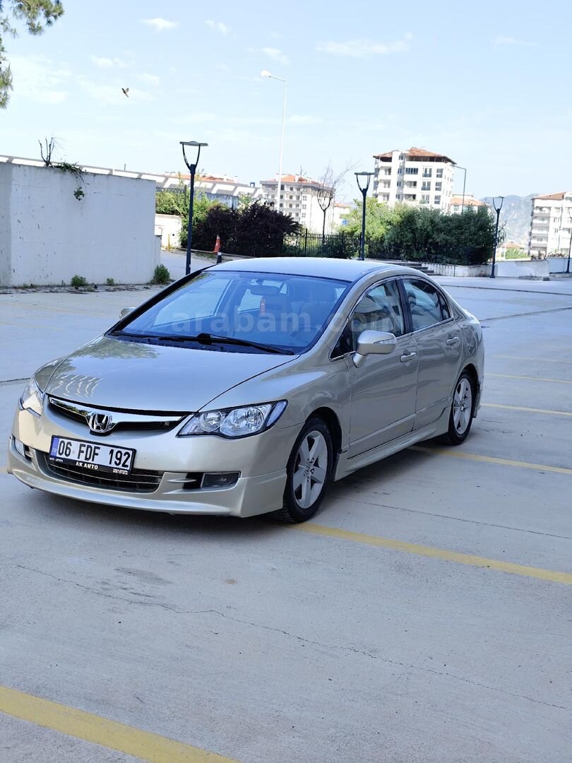 Sahibinden Honda Civic 1.6i VTEC Premium 2008 Model Hatay 147.000 km Kahverengi 3
