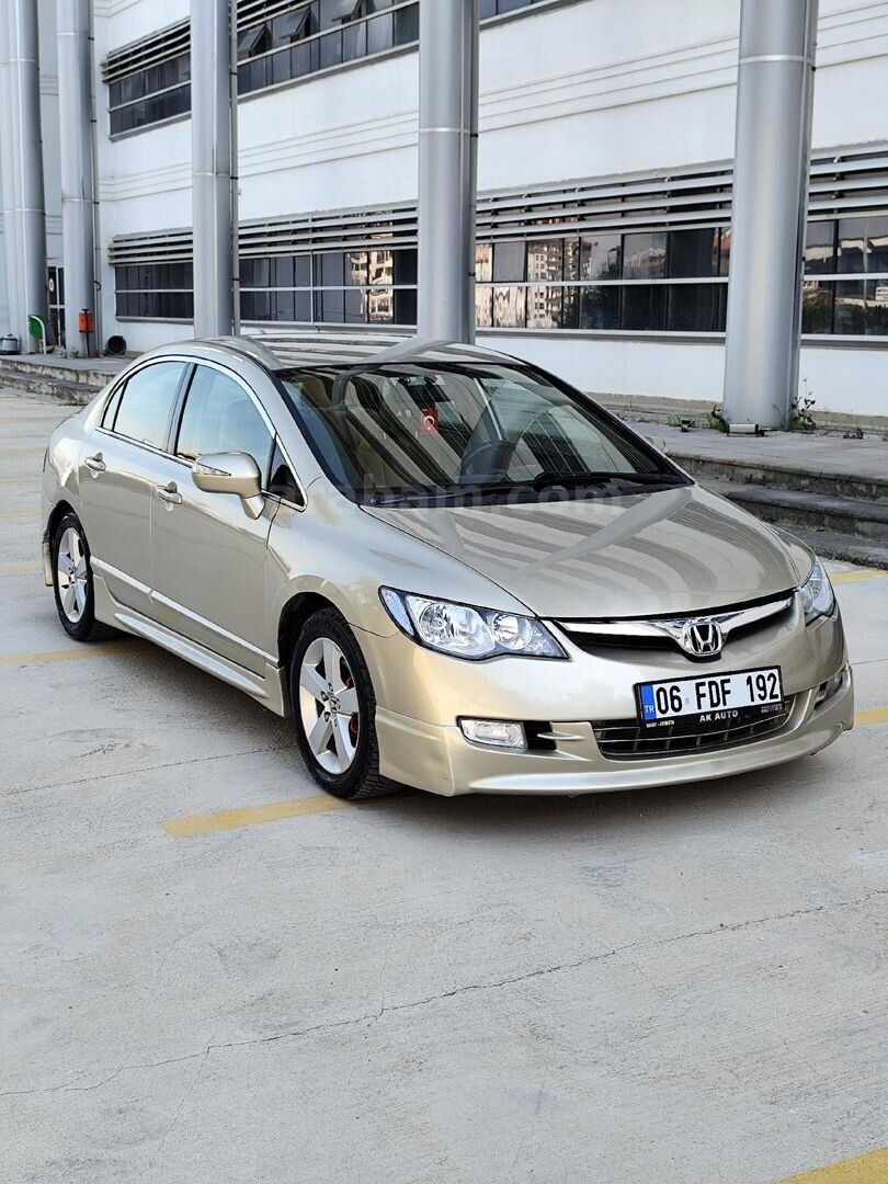 Sahibinden Honda Civic 1.6i VTEC Premium 2008 Model Hatay 147.000 km Kahverengi 1
