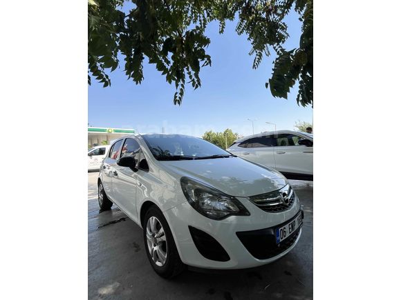 Değişseniz Düşük KM Corsa 1.3 CDTI 2013 