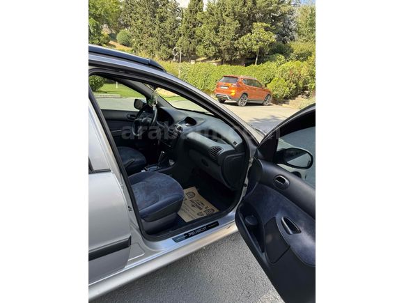 Sahibinden Peugeot 206 1.6 XT 2001 Model 