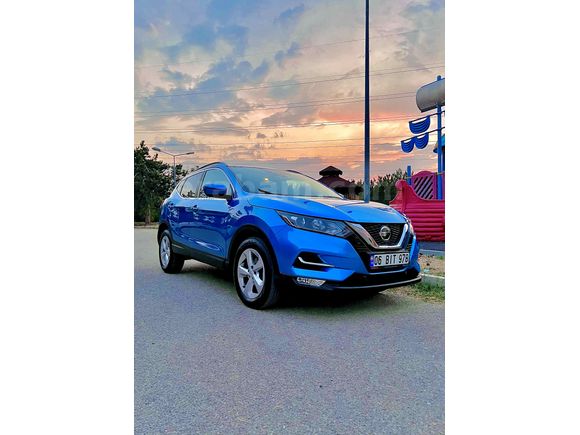 Sahibinden Nissan Qashqai 1.2 DIG-T Sky Pack 2018 Model Ankara 54.000 km Lacivert