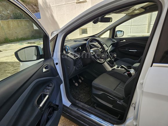 Sahibinden Ford C-Max 1.6 TDCi Titanium 2012 Model 