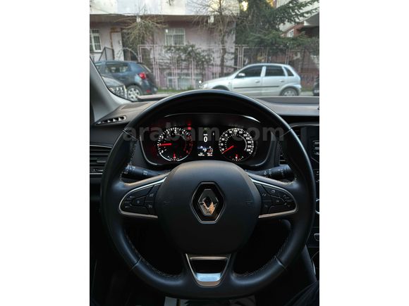 Teklife Açık Renault Megane 1.3 TCe Joy 2021 Model 