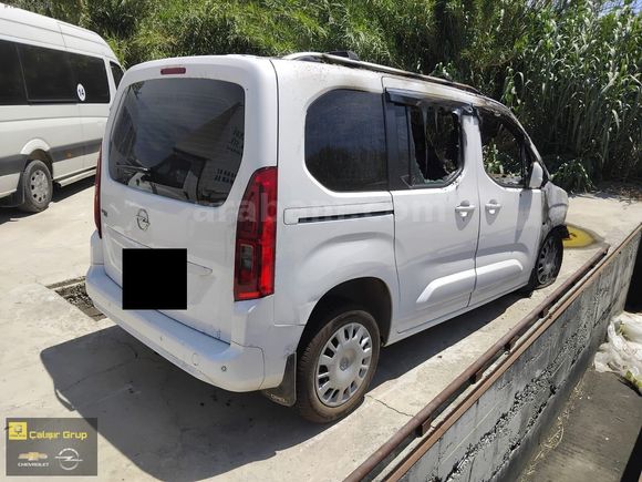 OPEL COMBO E KAPI KAPUT TAMPON FAR PANJUR ŞASE ÇEYREK ÇIKMA PA