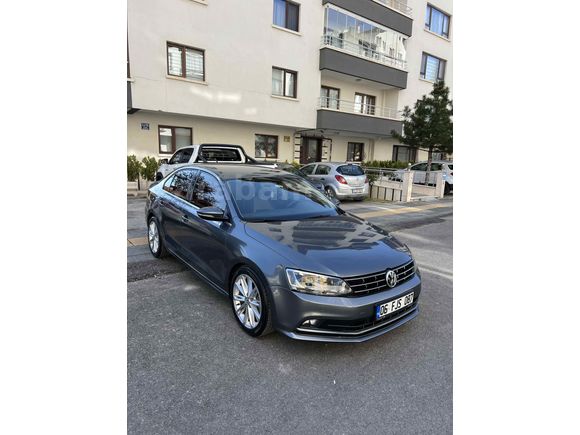 Sahibinden Volkswagen Jetta 1.6 TDi Comfortline 2014 Model  163.000 km Gri (metalik)