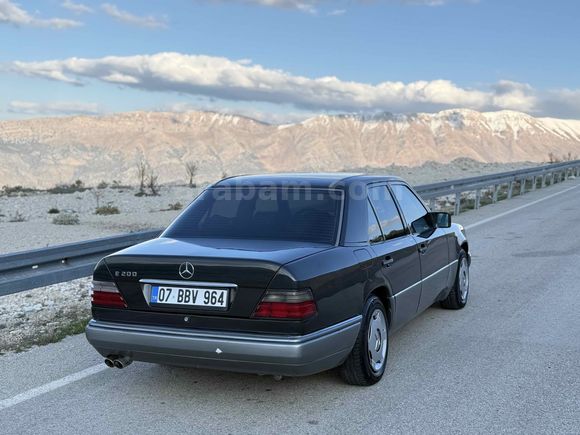 Sahibinden Mercedes - Benz E 200 1994 Model 