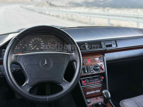 Sahibinden Mercedes - Benz E 200 1994 Model 