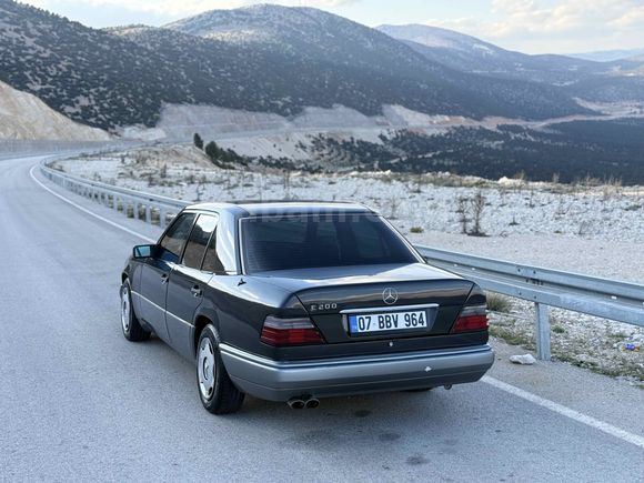 Sahibinden Mercedes - Benz E 200 1994 Model 