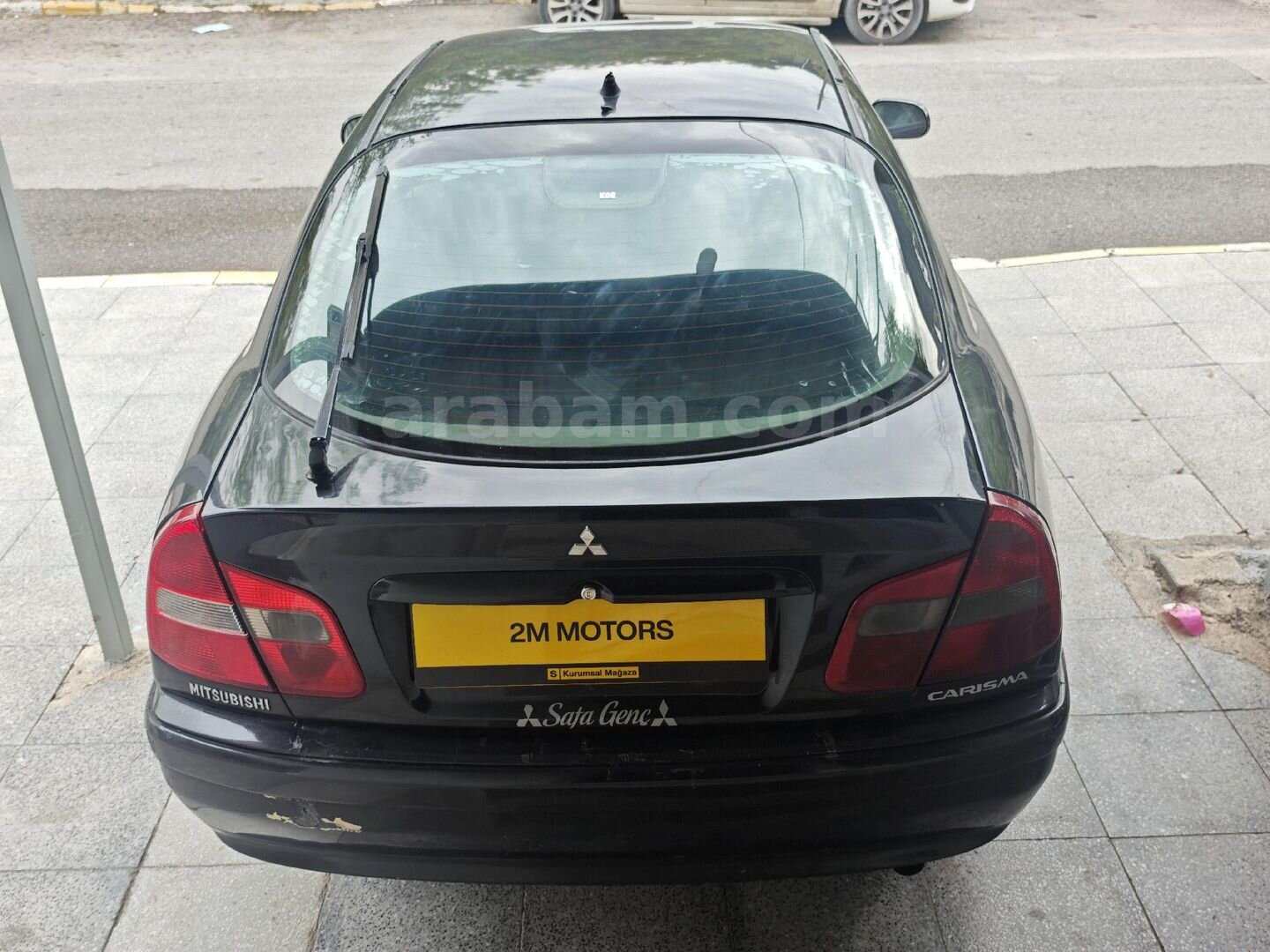 Galeriden Mitsubishi Carisma 1.6 Comfort 2003 Model Hatay 308.000 km Siyah 4