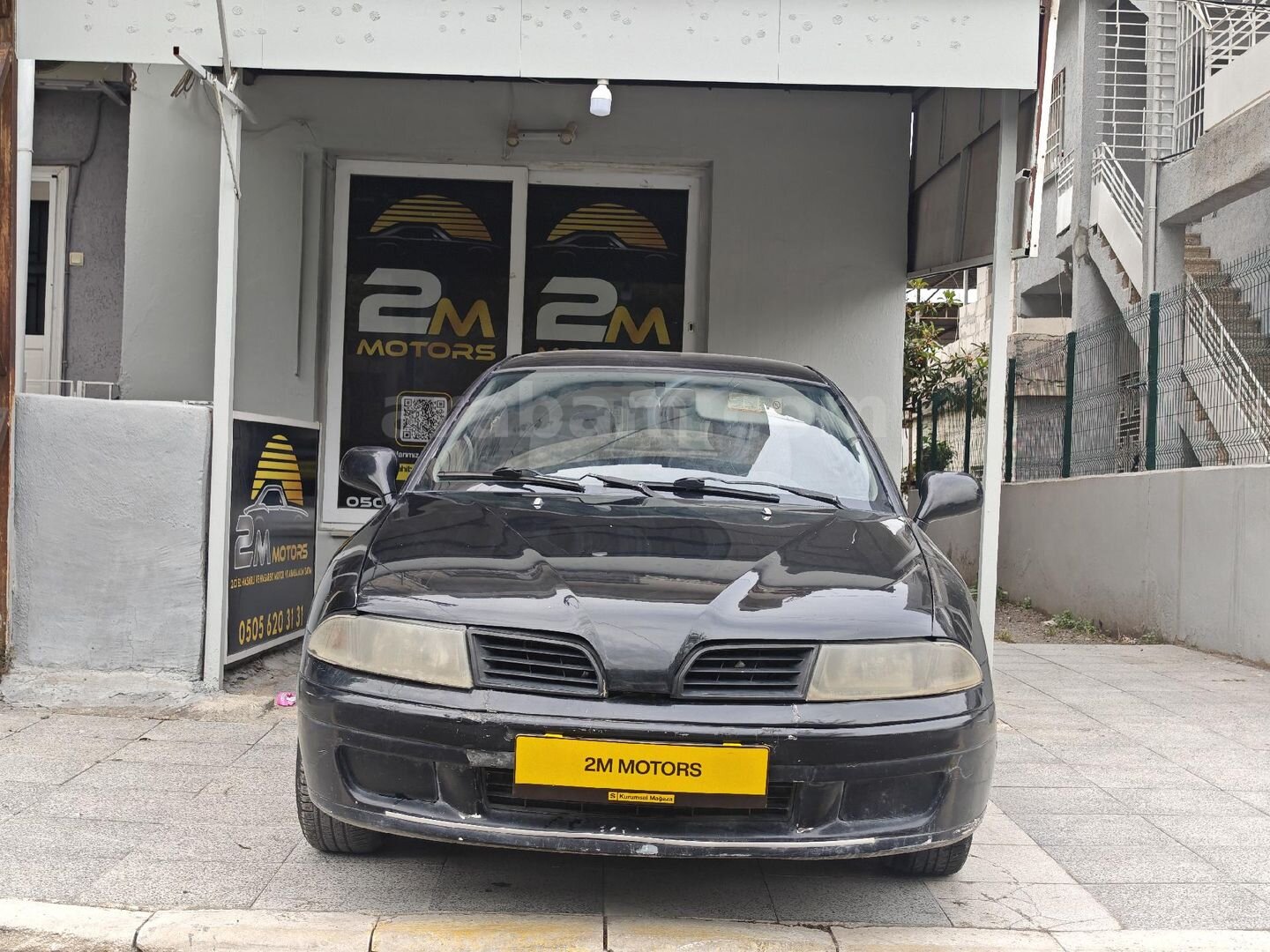Galeriden Mitsubishi Carisma 1.6 Comfort 2003 Model Hatay 308.000 km Siyah 1