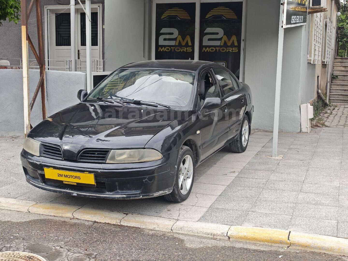 Galeriden Mitsubishi Carisma 1.6 Comfort 2003 Model Hatay 308.000 km Siyah 3