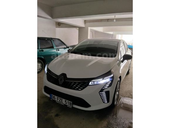 Sahibinden Renault Clio 1.0 TCe Evolution 2025 Model