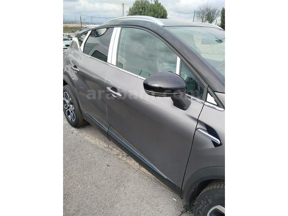 Sahibinden Renault Captur 1.3 TCe Icon 2024 Model 