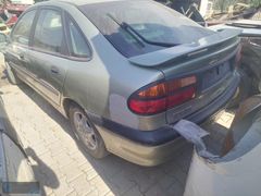 RENAULT LAGUNA 1 HATASIZ ve DOLU TÜM KAPILAR MEVCUTTUR
