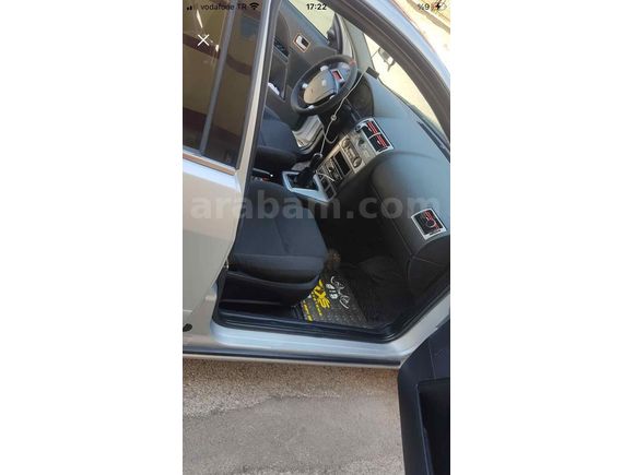 Sahibinden Ford Mondeo 2.0 Trend 2004 Model 