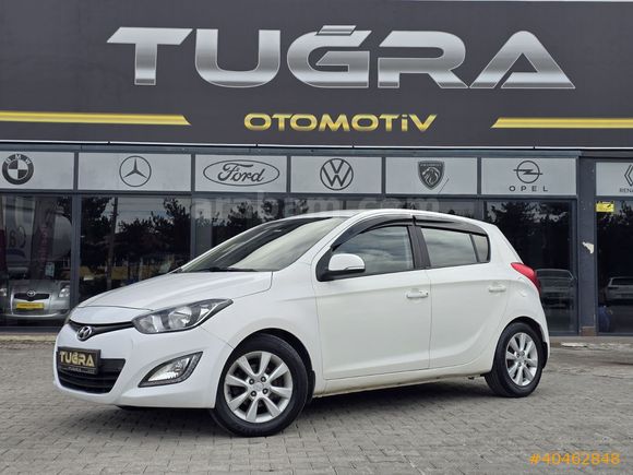 TUĞRA/2014 İ20 1.2 SENSE/171.000 KM/LPGLİ/12 AY KK TAKSİT