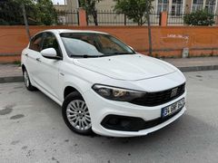 0.68 KREDİ ORANI İLE FİAT EGEA HATASIZ BOYASIZ YETKİLİ SERVİS BA