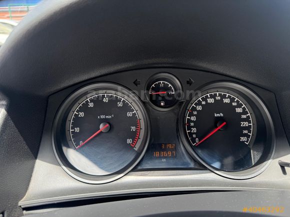 ORCAN MOTORS 2011 Astra 1.4i 16V Essentia