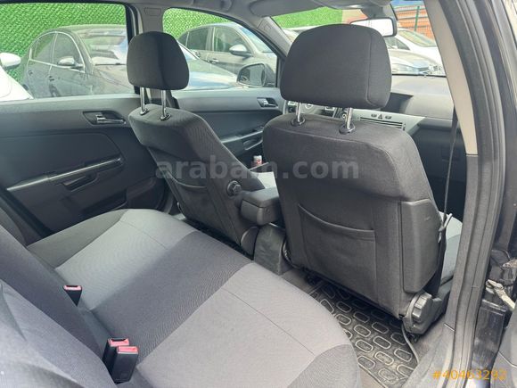 ORCAN MOTORS 2011 Astra 1.4i 16V Essentia