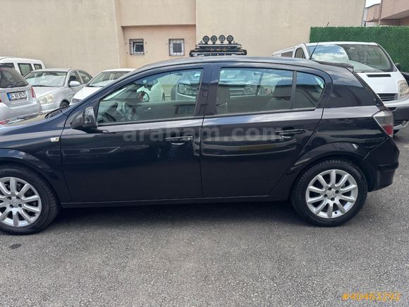 ORCAN MOTORS 2011 Astra 1.4i 16V Essentia
