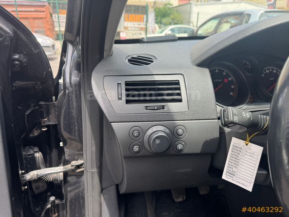 ORCAN MOTORS 2011 Astra 1.4i 16V Essentia
